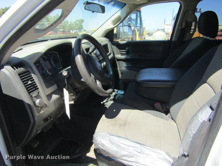 image for item DD5685 2012 Dodge Ram 2500 Crew Cab pickup truck