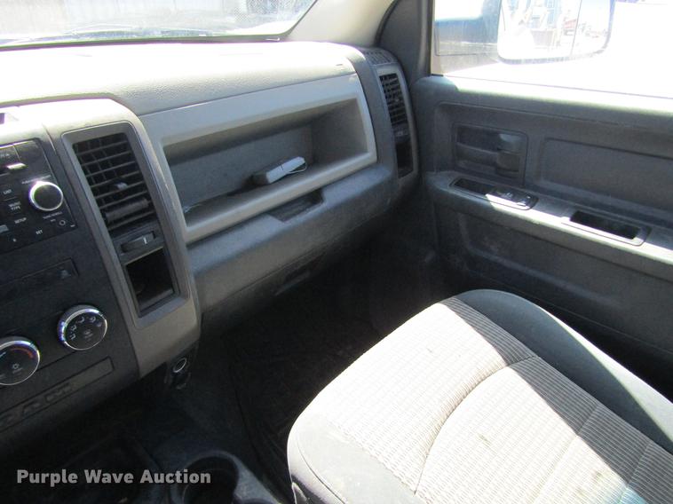 image for item DD5685 2012 Dodge Ram 2500 Crew Cab pickup truck