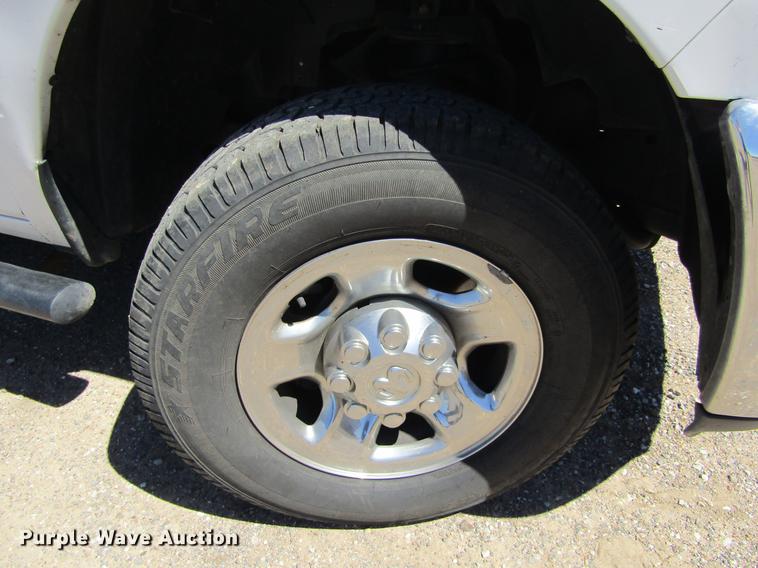 image for item DD5685 2012 Dodge Ram 2500 Crew Cab pickup truck