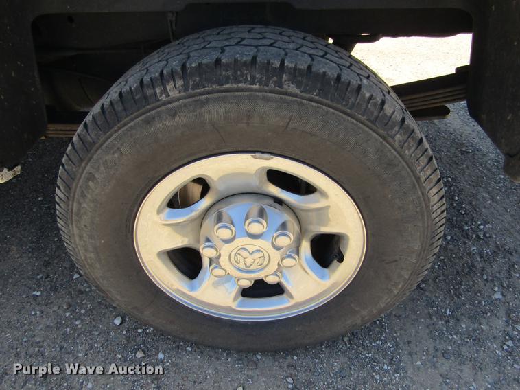 image for item DD5685 2012 Dodge Ram 2500 Crew Cab pickup truck