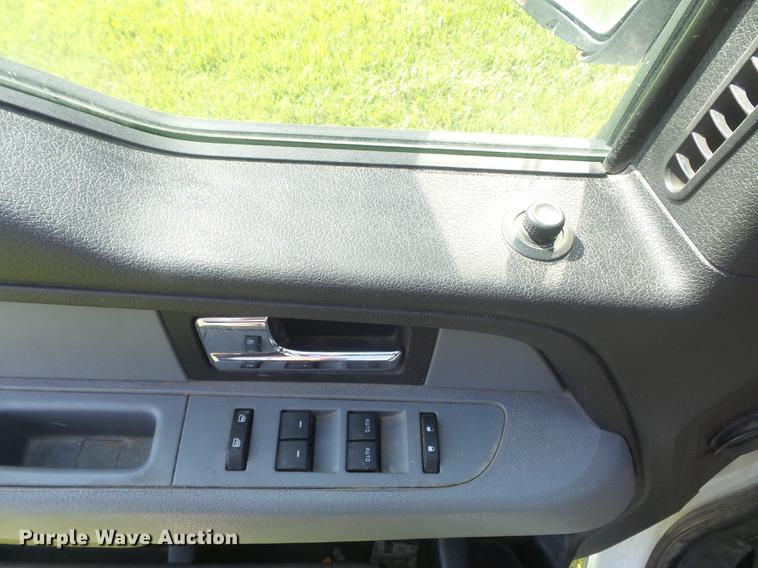 image for item DD7176 2012 Ford F150 XLT SuperCab pickup truck