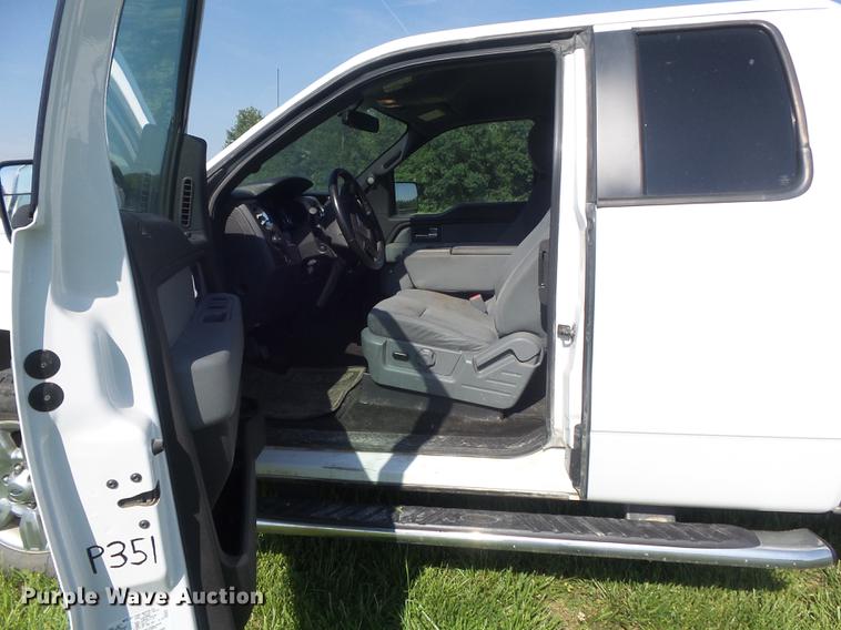 image for item DD7176 2012 Ford F150 XLT SuperCab pickup truck