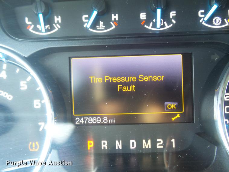 image for item DD7176 2012 Ford F150 XLT SuperCab pickup truck