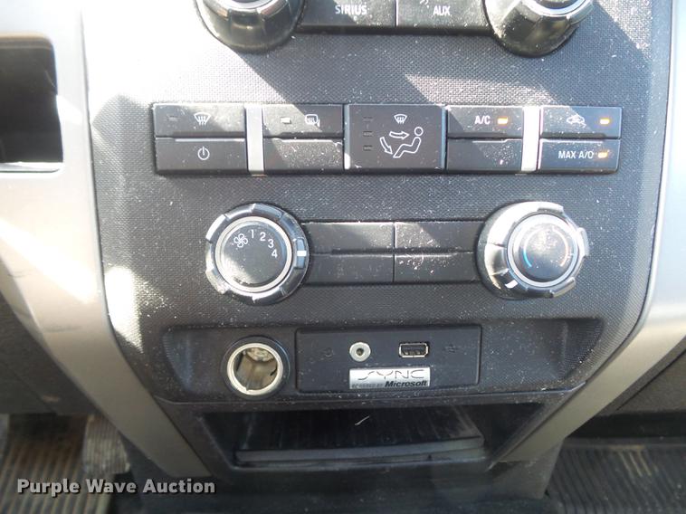 image for item DD7176 2012 Ford F150 XLT SuperCab pickup truck