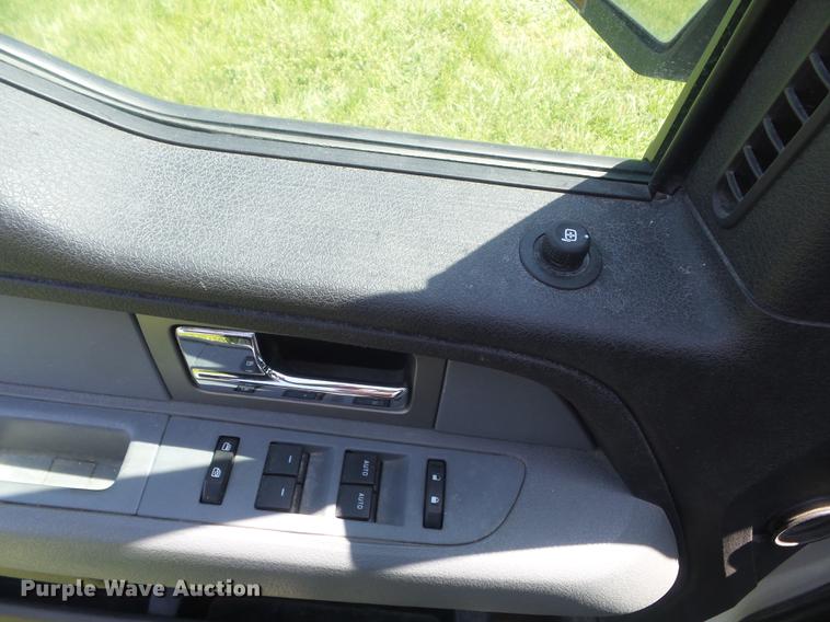 image for item DD7177 2011 Ford F150 XLT SuperCab pickup truck