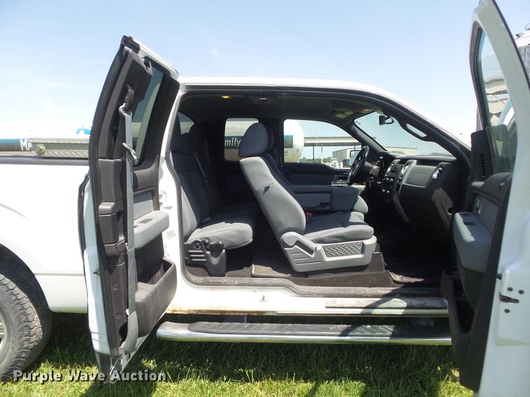 image for item DD7177 2011 Ford F150 XLT SuperCab pickup truck