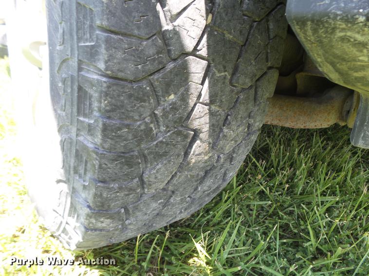 image for item DD7177 2011 Ford F150 XLT SuperCab pickup truck