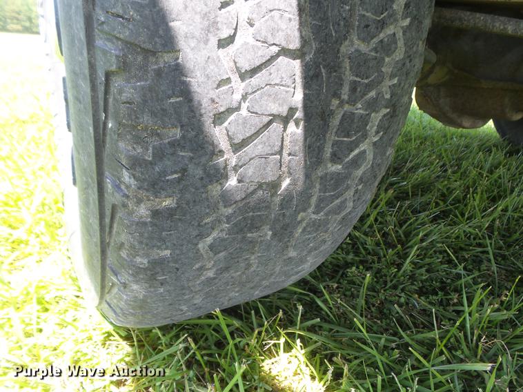 image for item DD7179 2012 Ford F150 XLT SuperCab pickup truck