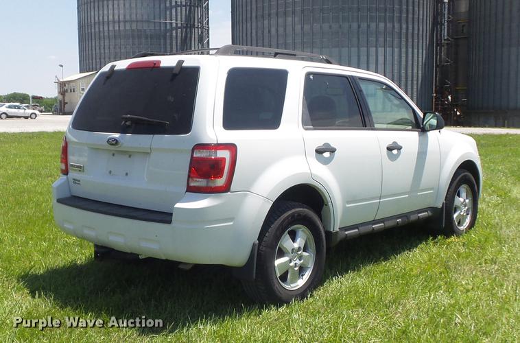 image for item DD7180 2009 Ford Escape XLT SUV