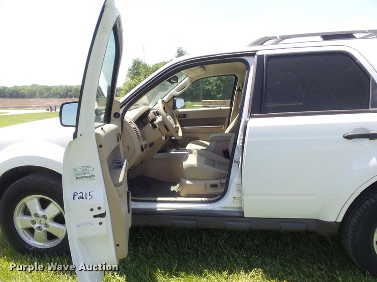 image for item DD7180 2009 Ford Escape XLT SUV