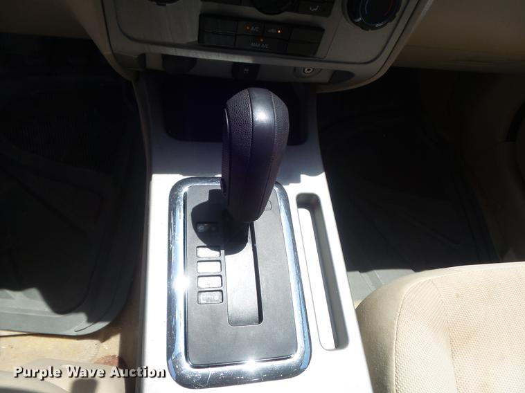 image for item DD7180 2009 Ford Escape XLT SUV