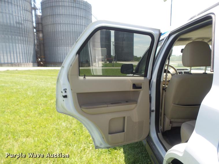 image for item DD7180 2009 Ford Escape XLT SUV
