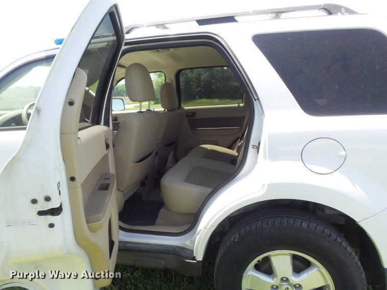 image for item DD7180 2009 Ford Escape XLT SUV