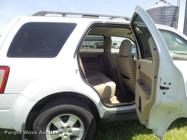 image for item DD7180 2009 Ford Escape XLT SUV