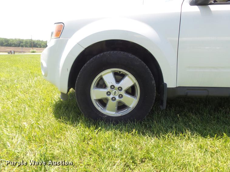image for item DD7180 2009 Ford Escape XLT SUV