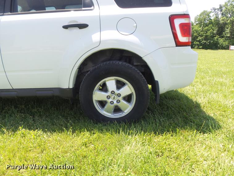 image for item DD7180 2009 Ford Escape XLT SUV