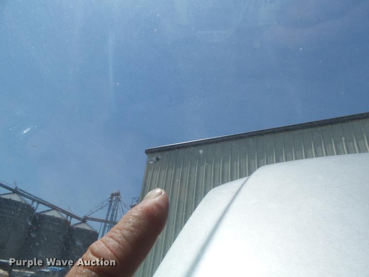 image for item DD7181 2005 Ford F150 XL pickup truck