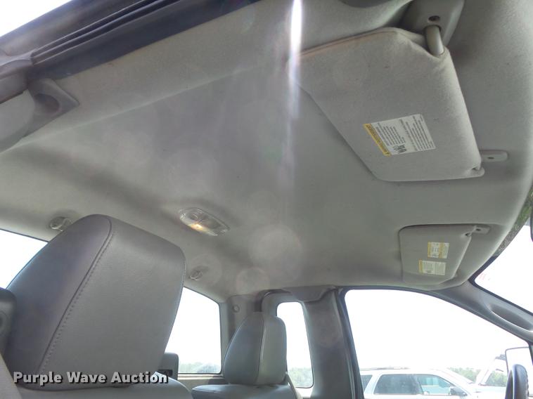 image for item DD7181 2005 Ford F150 XL pickup truck