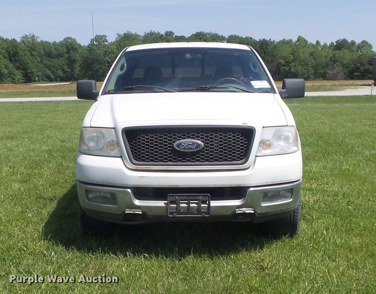 image for item DD7182 2005 Ford F150 XLT pickup truck