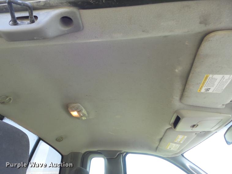 image for item DD7182 2005 Ford F150 XLT pickup truck