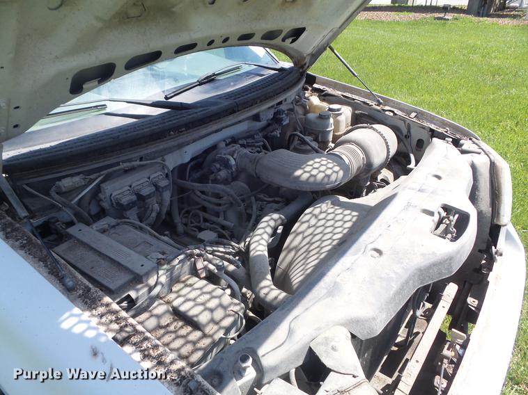 image for item DD7182 2005 Ford F150 XLT pickup truck