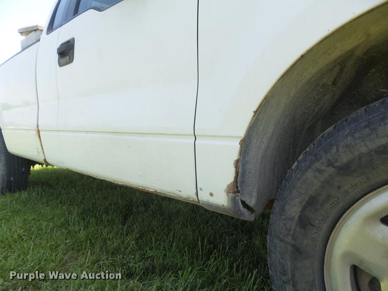 image for item DD7182 2005 Ford F150 XLT pickup truck