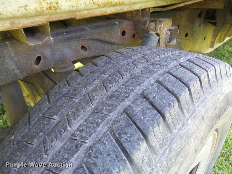 image for item DD7182 2005 Ford F150 XLT pickup truck