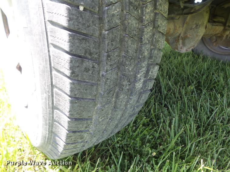 image for item DD7182 2005 Ford F150 XLT pickup truck