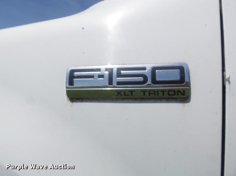 image for item DD7182 2005 Ford F150 XLT pickup truck