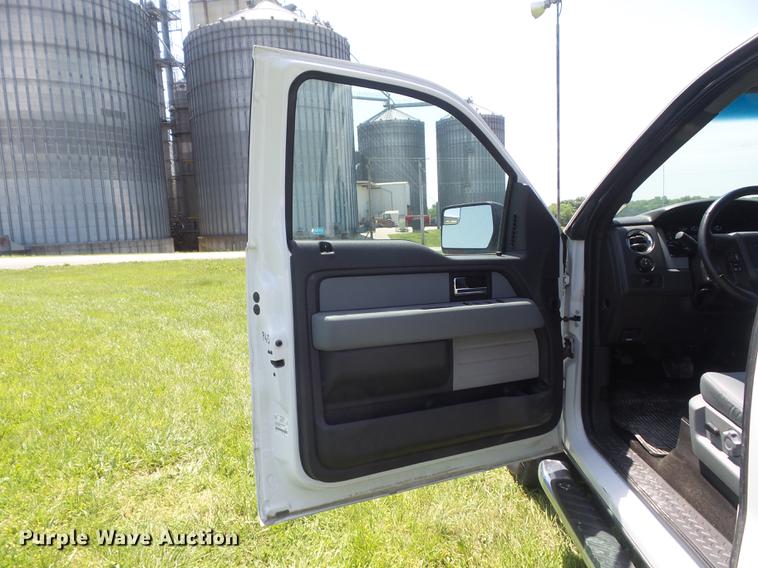 image for item DD7185 2013 Ford F150 XLT SuperCab pickup truck