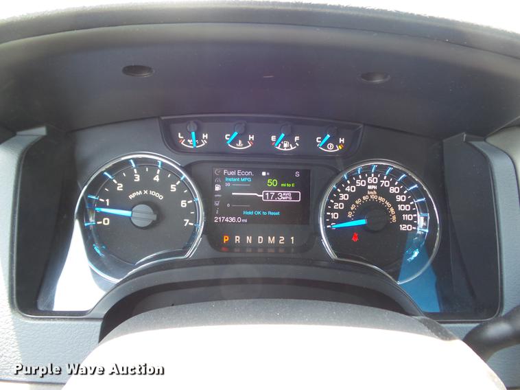 image for item DD7185 2013 Ford F150 XLT SuperCab pickup truck