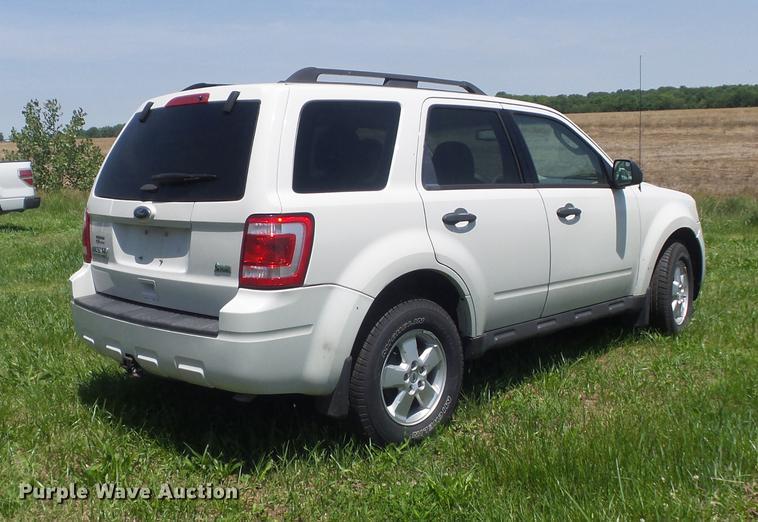 image for item DD7186 2011 Ford Escape XLT SUV