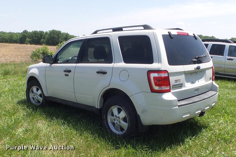 image for item DD7186 2011 Ford Escape XLT SUV