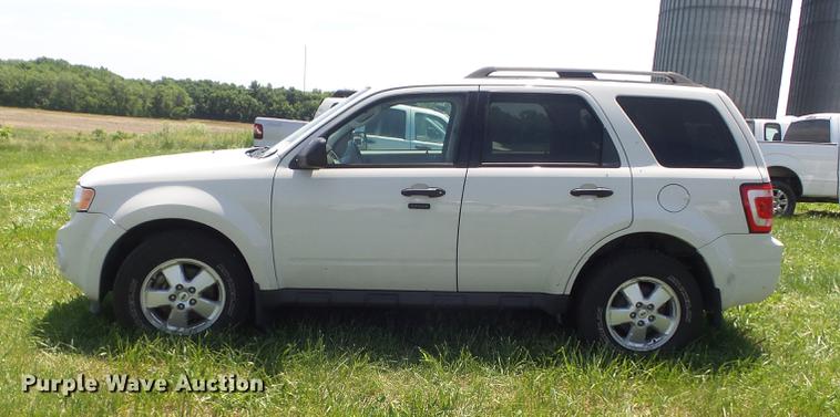 image for item DD7186 2011 Ford Escape XLT SUV