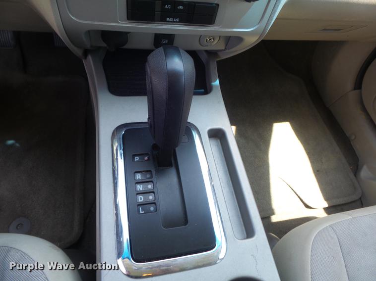 image for item DD7186 2011 Ford Escape XLT SUV