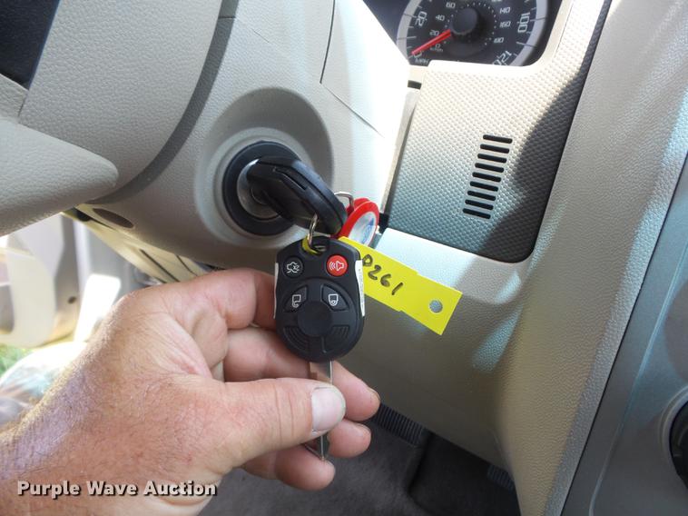 image for item DD7186 2011 Ford Escape XLT SUV