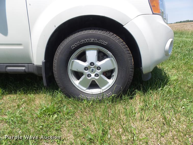 image for item DD7186 2011 Ford Escape XLT SUV