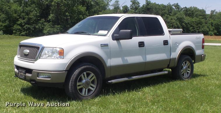 image for item DD7187 2005 Ford F150 Lariat SuperCrew pickup truck