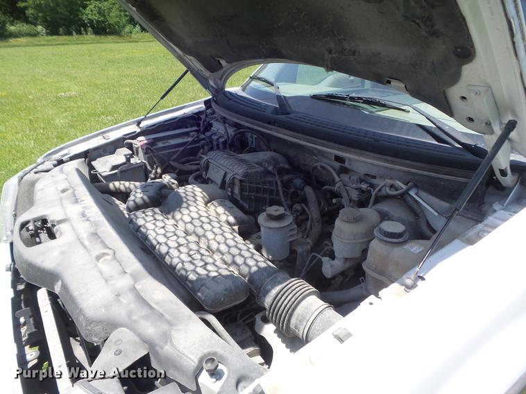 image for item DD7187 2005 Ford F150 Lariat SuperCrew pickup truck