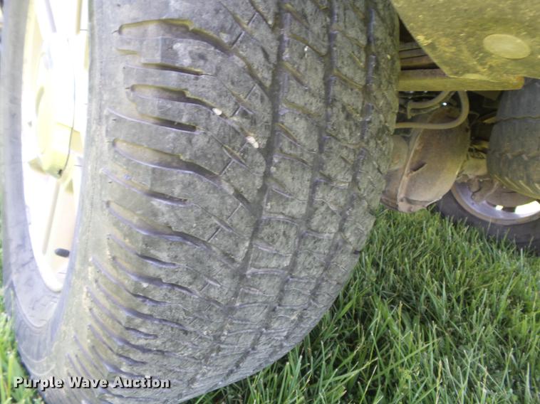 image for item DD7187 2005 Ford F150 Lariat SuperCrew pickup truck