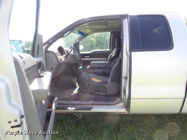 image for item DD7189 2005 Ford F150 XLT SuperCab pickup truck
