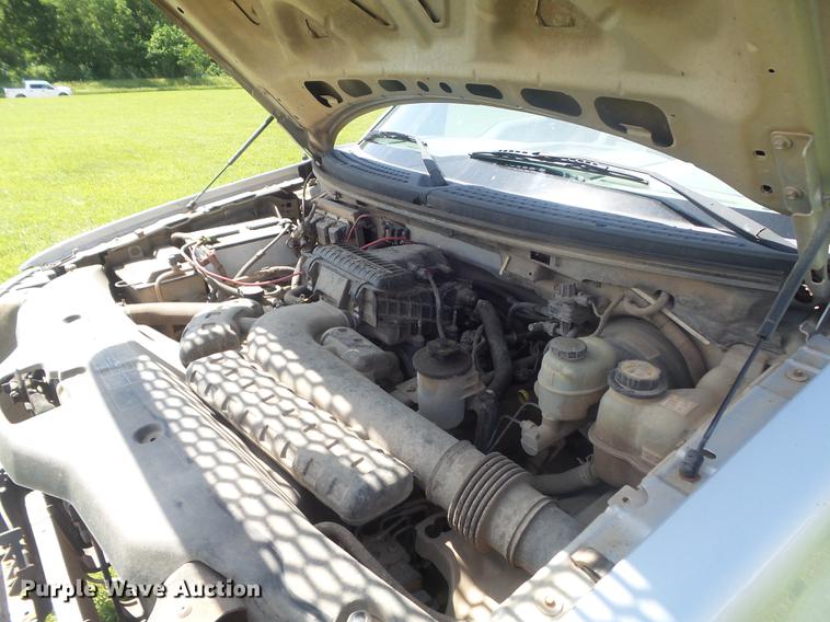 image for item DD7189 2005 Ford F150 XLT SuperCab pickup truck