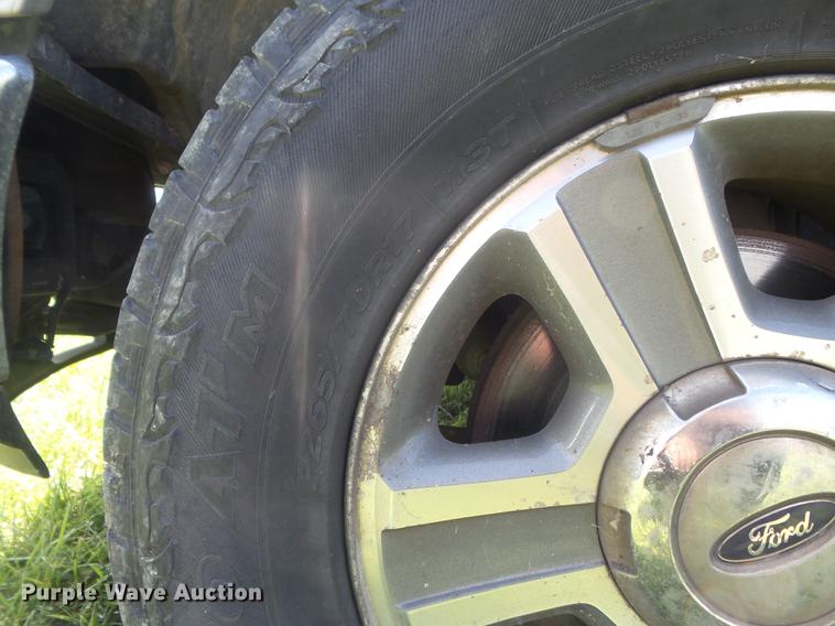 image for item DD7189 2005 Ford F150 XLT SuperCab pickup truck