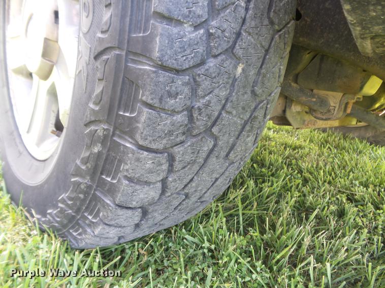 image for item DD7189 2005 Ford F150 XLT SuperCab pickup truck