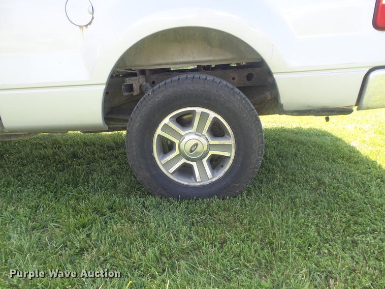 image for item DD7189 2005 Ford F150 XLT SuperCab pickup truck