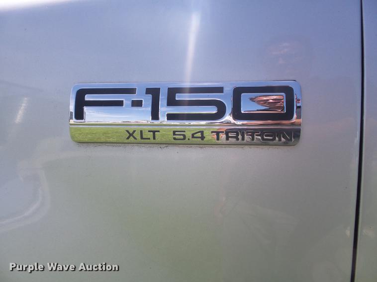 image for item DD7189 2005 Ford F150 XLT SuperCab pickup truck