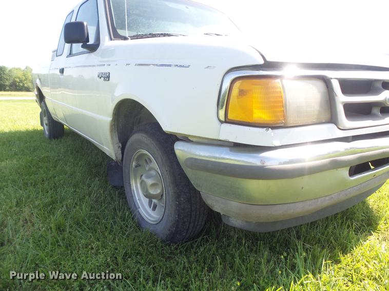 image for item DD7190 1997 Ford Ranger XLT pickup truck