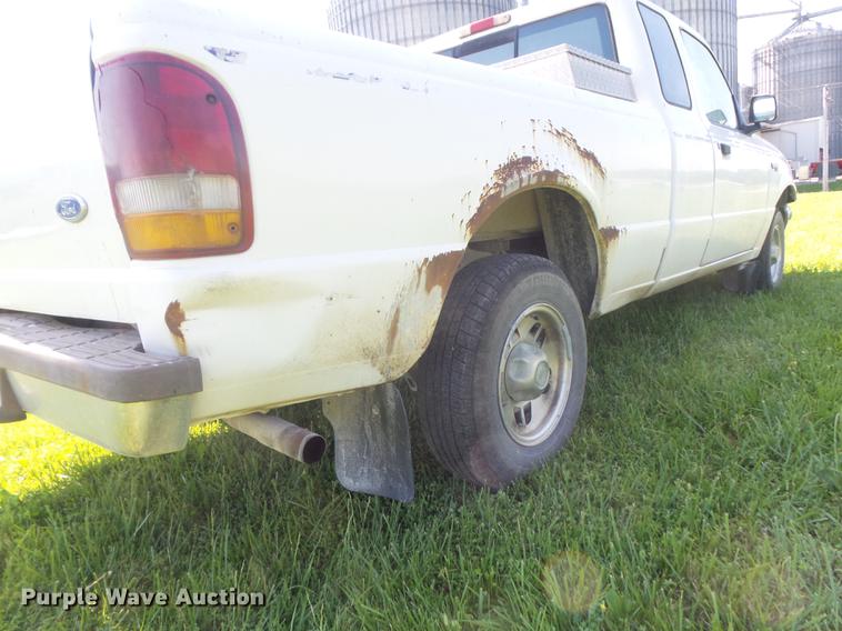 image for item DD7190 1997 Ford Ranger XLT pickup truck