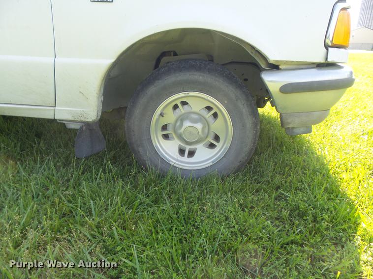 image for item DD7190 1997 Ford Ranger XLT pickup truck