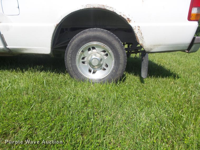 image for item DD7190 1997 Ford Ranger XLT pickup truck